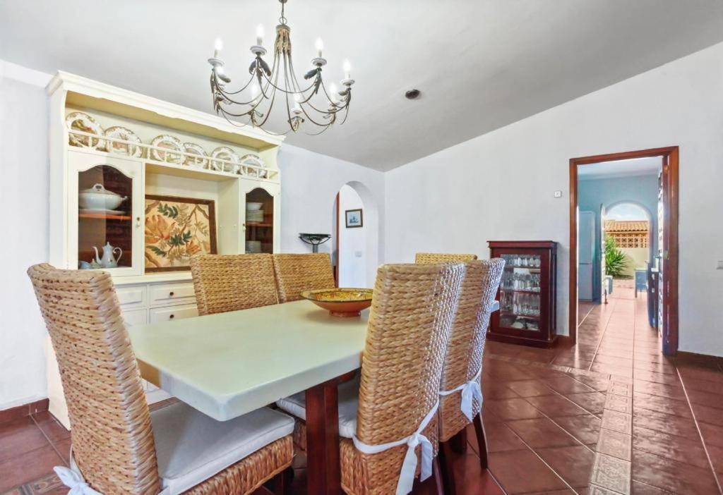 Villa Aventura Parque Holandes Exterior photo